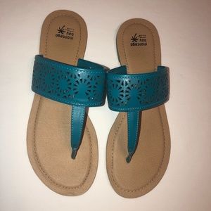 High Arch! Teal Sandals Excellent Condition Size 9